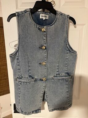 Vigoss Light Blue Denim Button-Front Vest with Gold Buttons